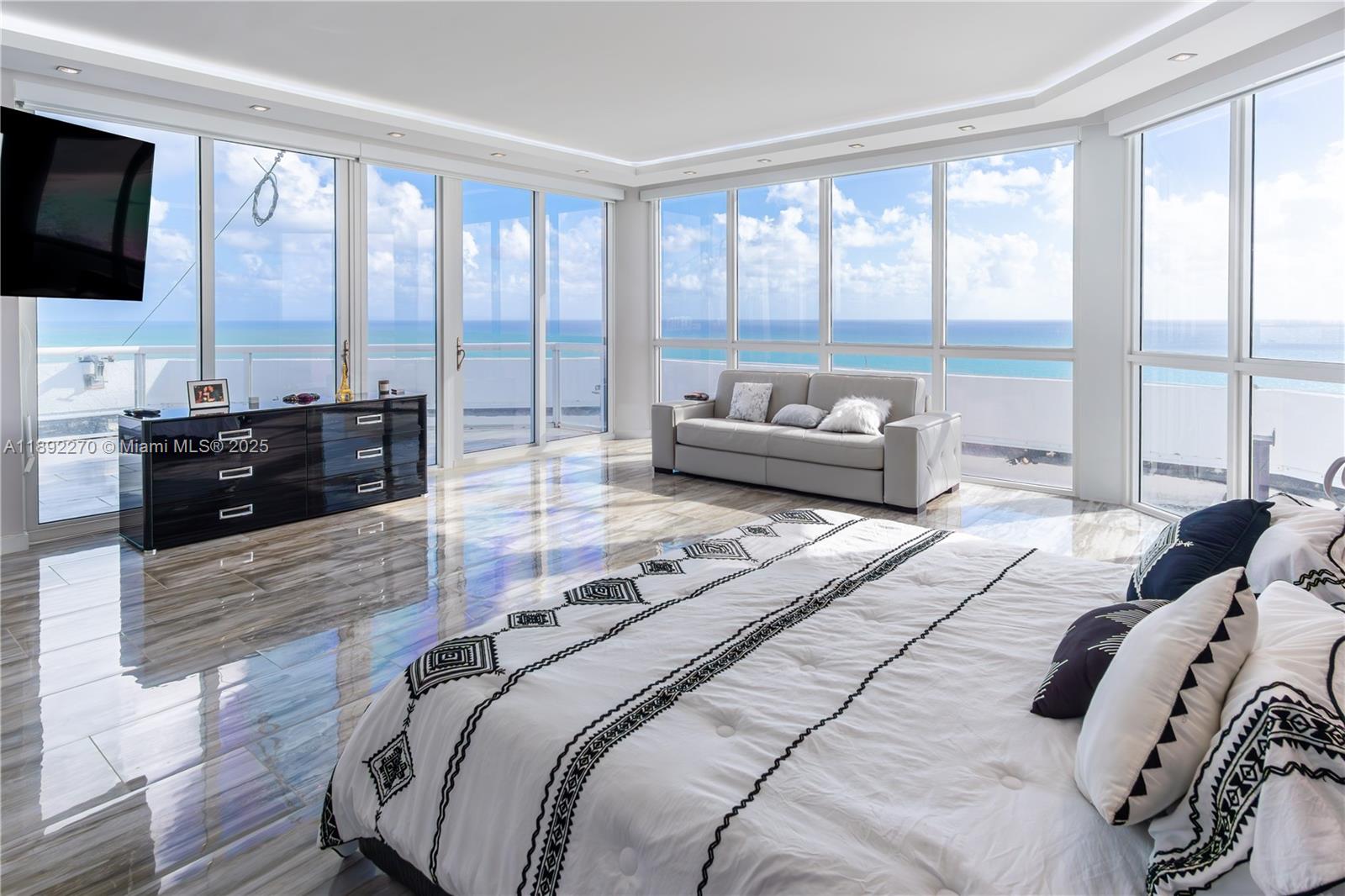 Photo of 16425 Collins Ave  #OS16A, Sunny Isles Beach, Florida, 33160 - 