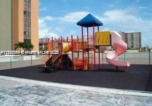 Photo of 16919 Bay Rd  #605, Sunny Isles Beach, Florida, 33160 - 
