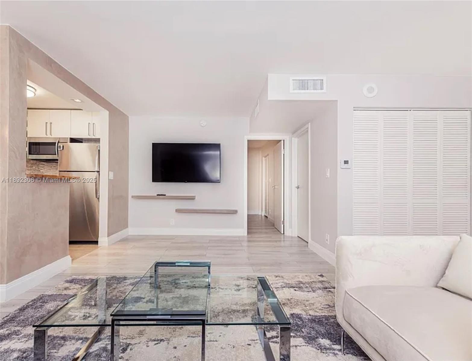Photo of 16919 Bay Rd  #605, Sunny Isles Beach, Florida, 33160 - 