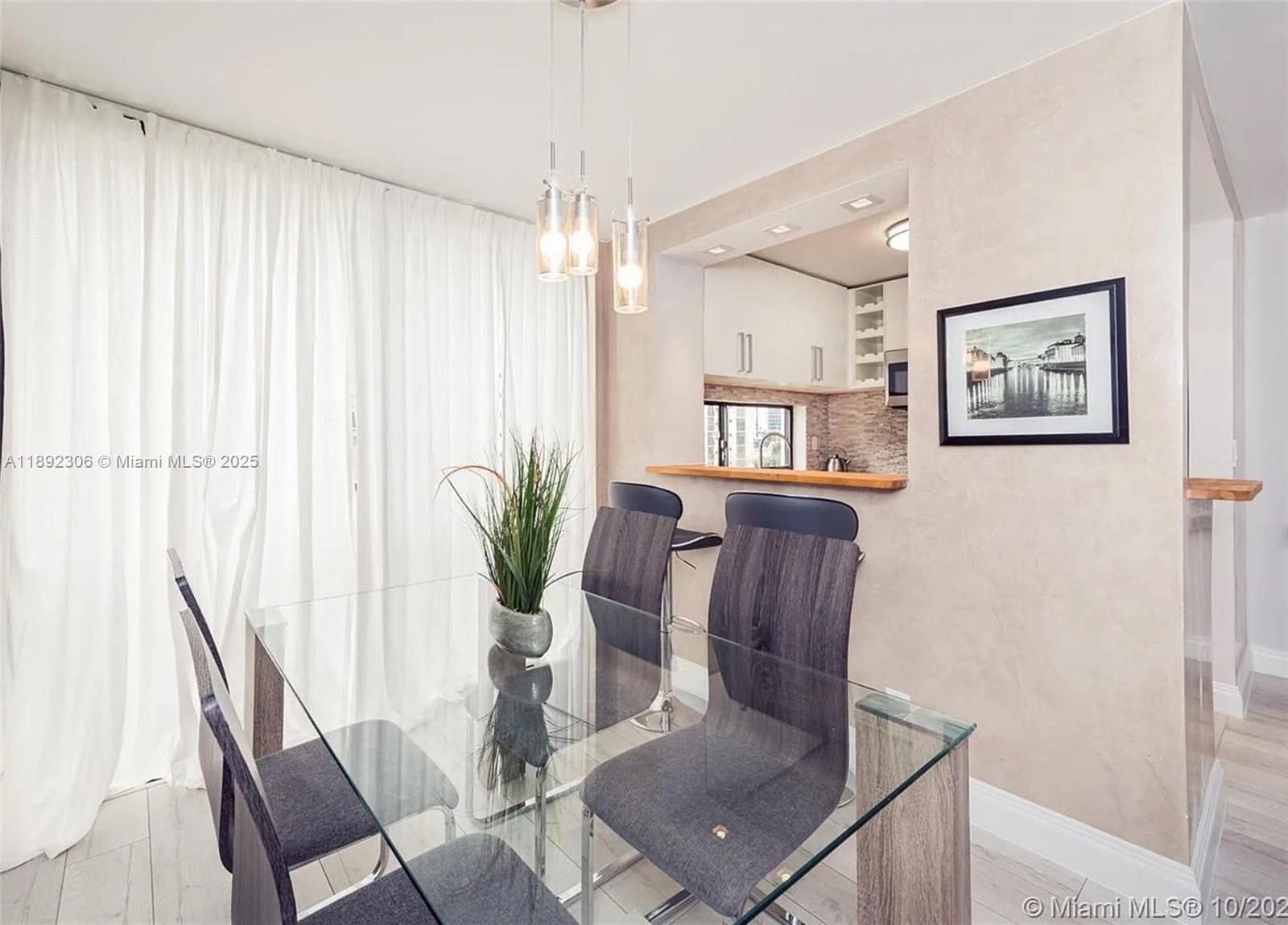 Photo of 16919 Bay Rd  #605, Sunny Isles Beach, Florida, 33160 - 
