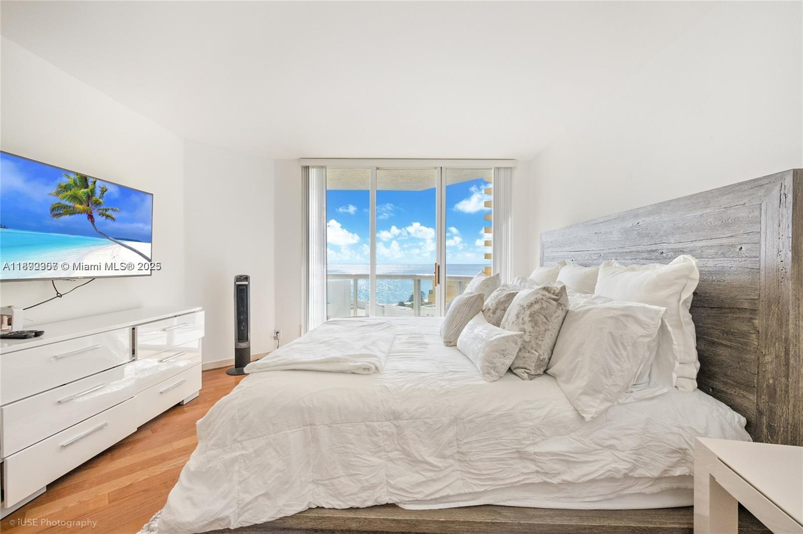 Photo of 16425 Collins Ave  #512, Sunny Isles Beach, Florida, 33160 - 