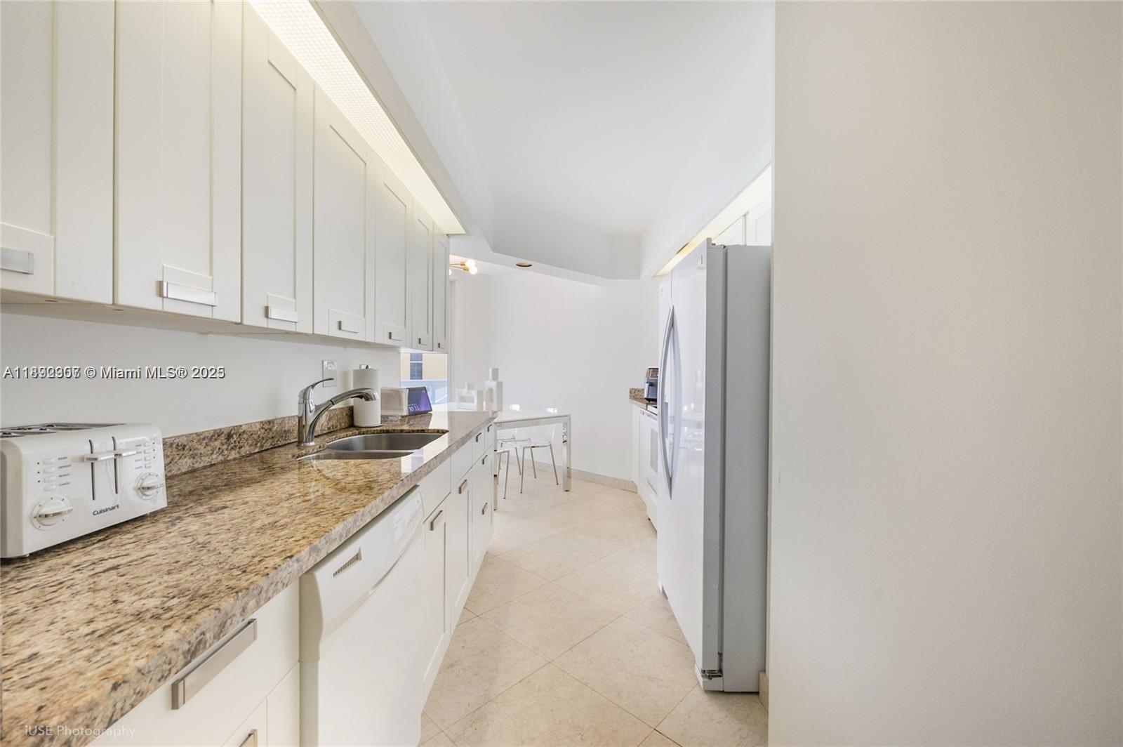 Photo of 16425 Collins Ave  #512, Sunny Isles Beach, Florida, 33160 - 