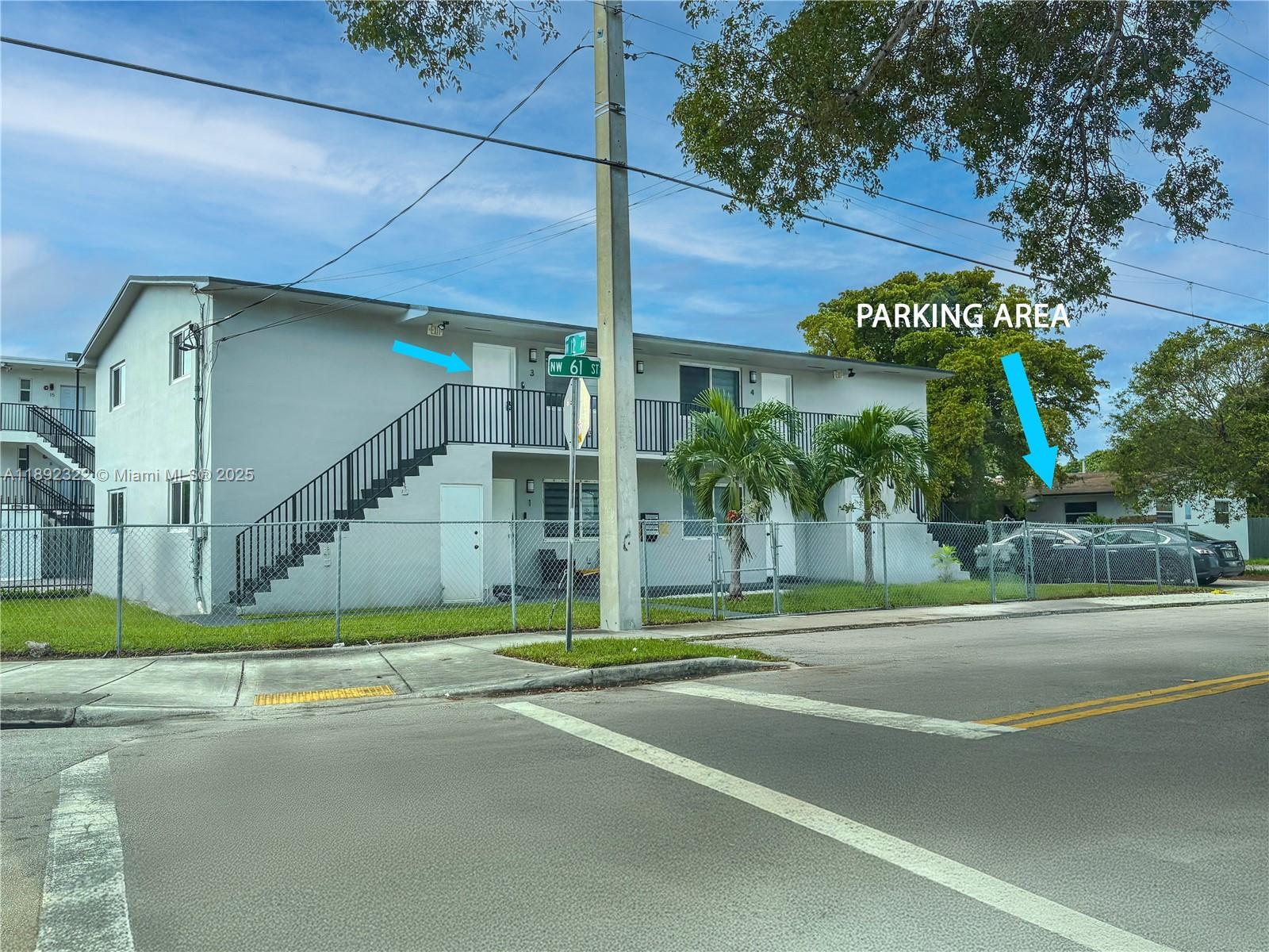 Ver detalles / 3824 sq. ft. $ 2025-10-08 0 foto