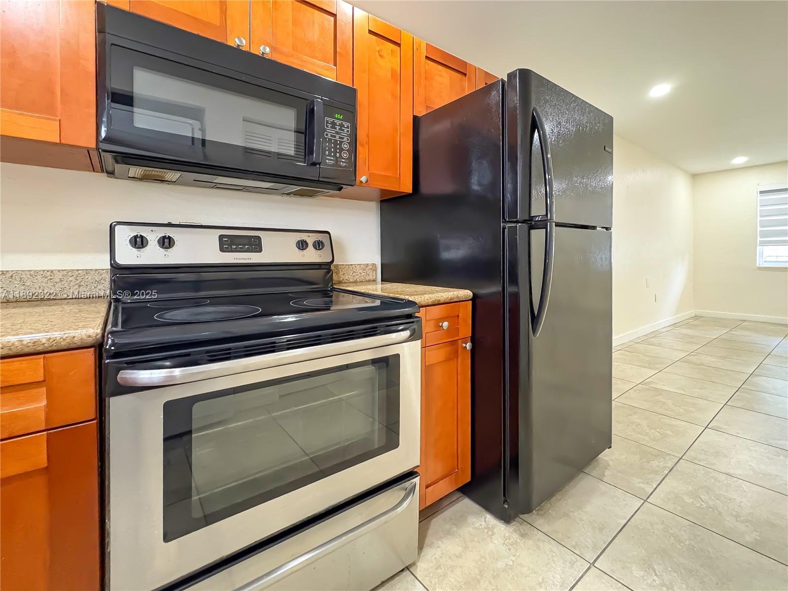 Ver detalles / 3824 sq. ft. $ 2025-10-08 0 foto