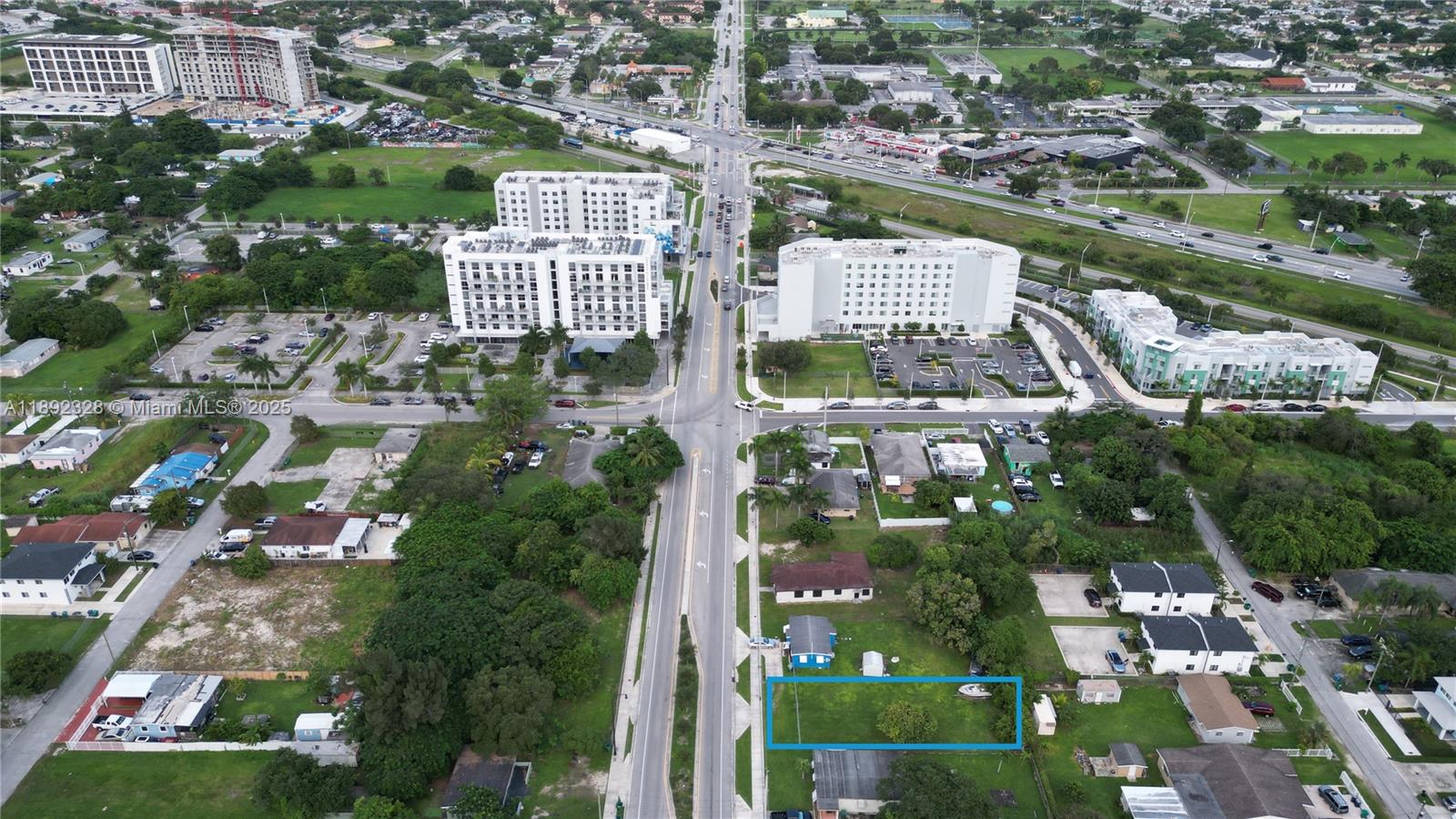 See details   /   sq. ft. $ 2025-10-08 0 Photo