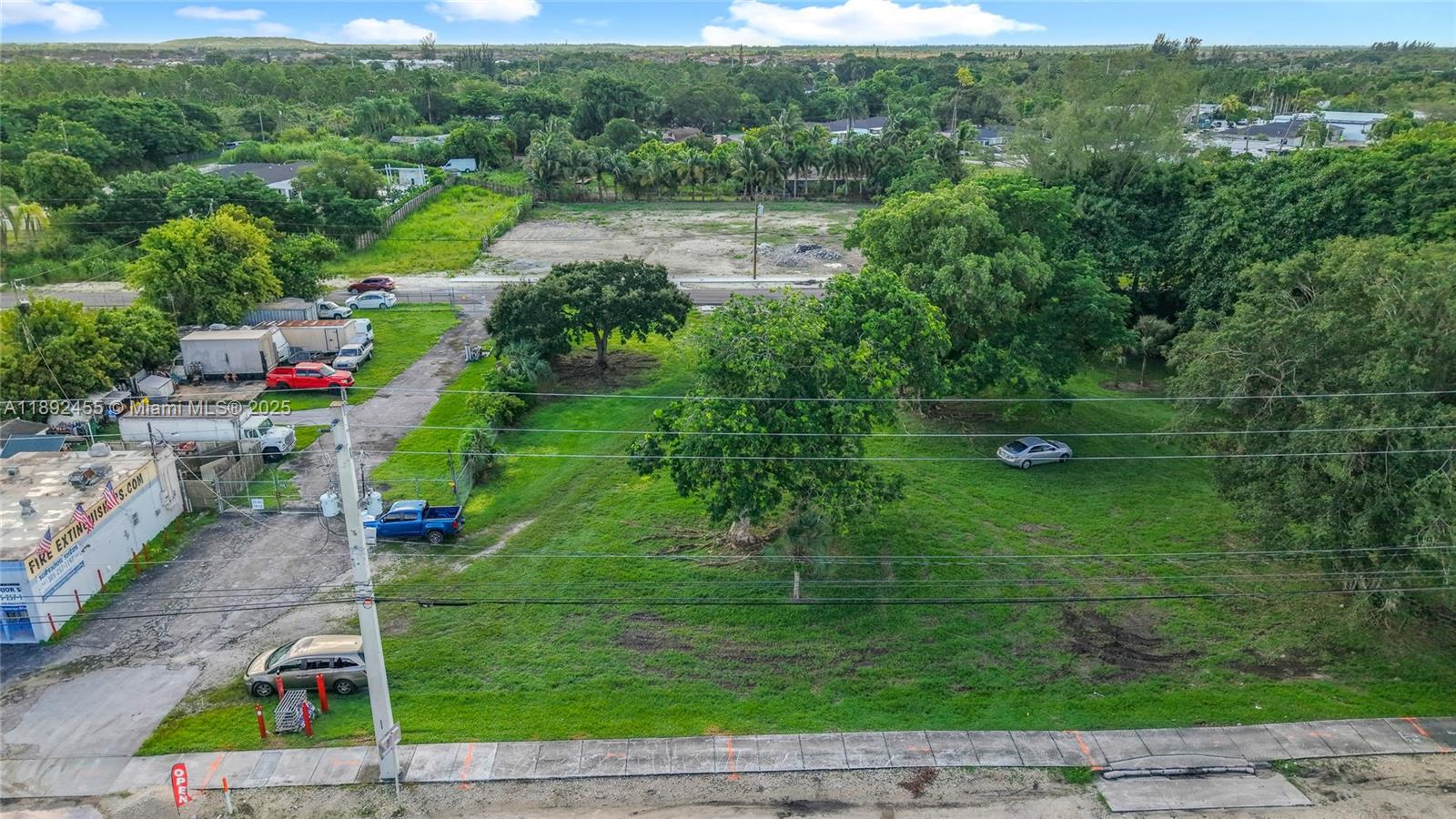 See details / sq. ft. $ 2025-10-08 0 Photo