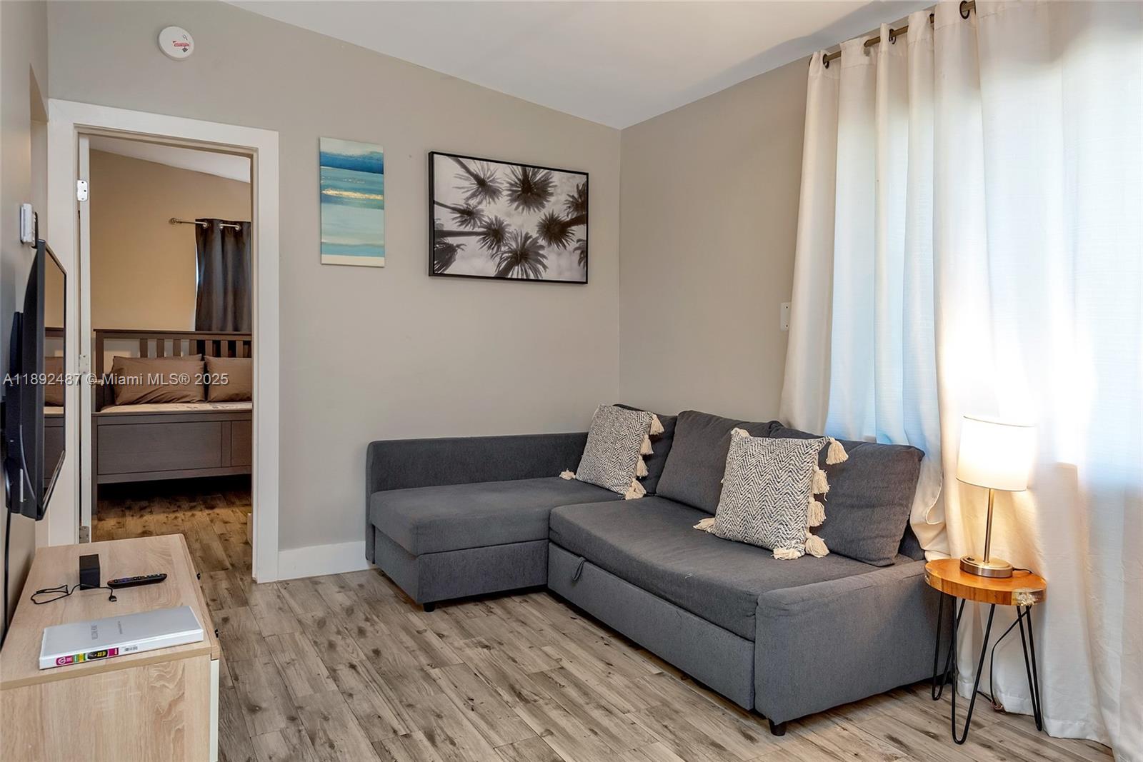 Ver detalles / 1281 sq. ft. $ 2025-10-08 0 foto