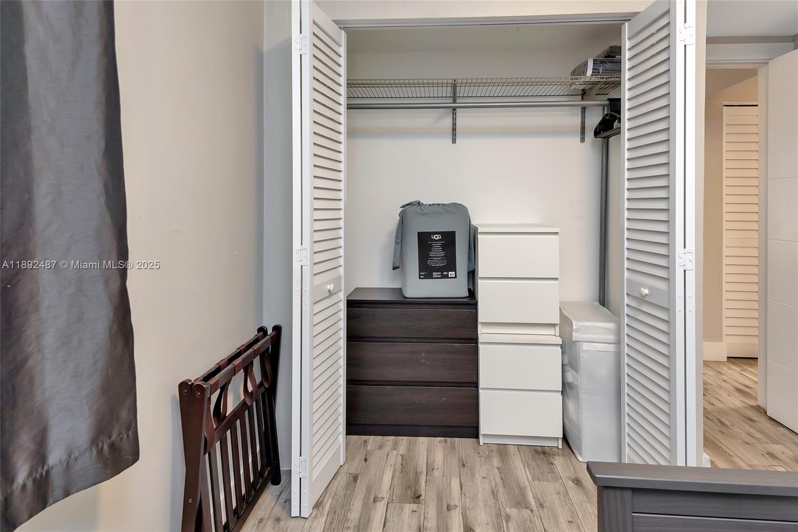 Ver detalles / 1281 sq. ft. $ 2025-10-08 0 foto