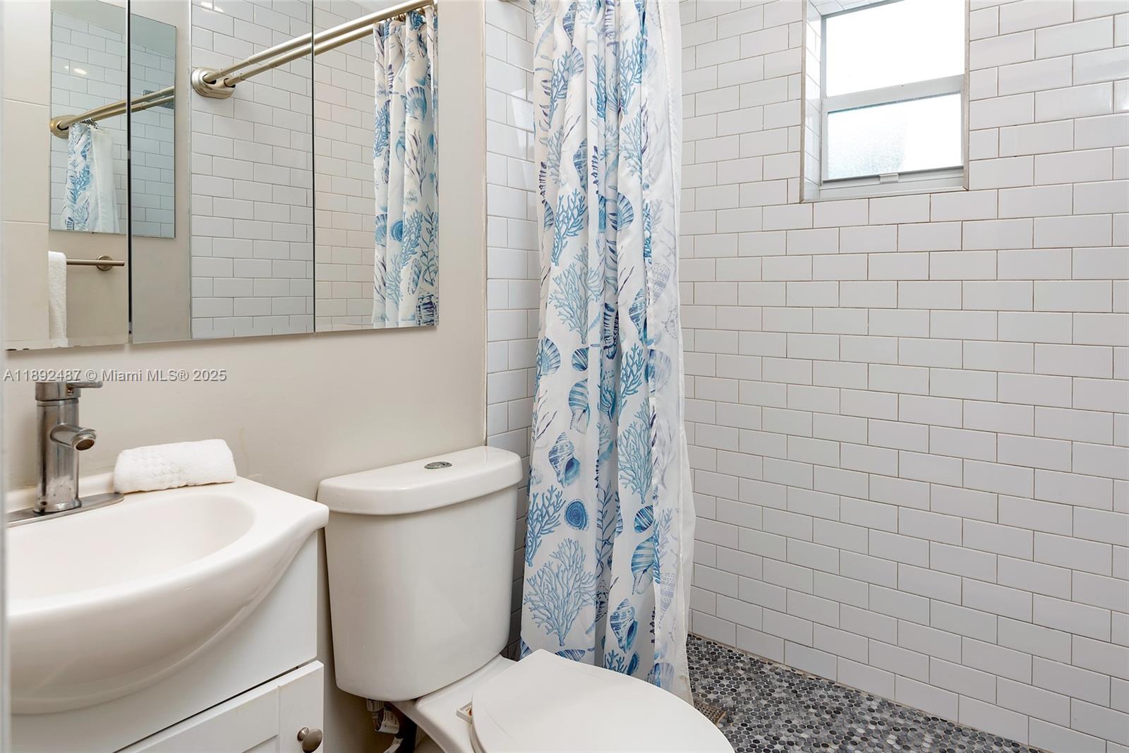 Ver detalles / 1281 sq. ft. $ 2025-10-08 0 foto