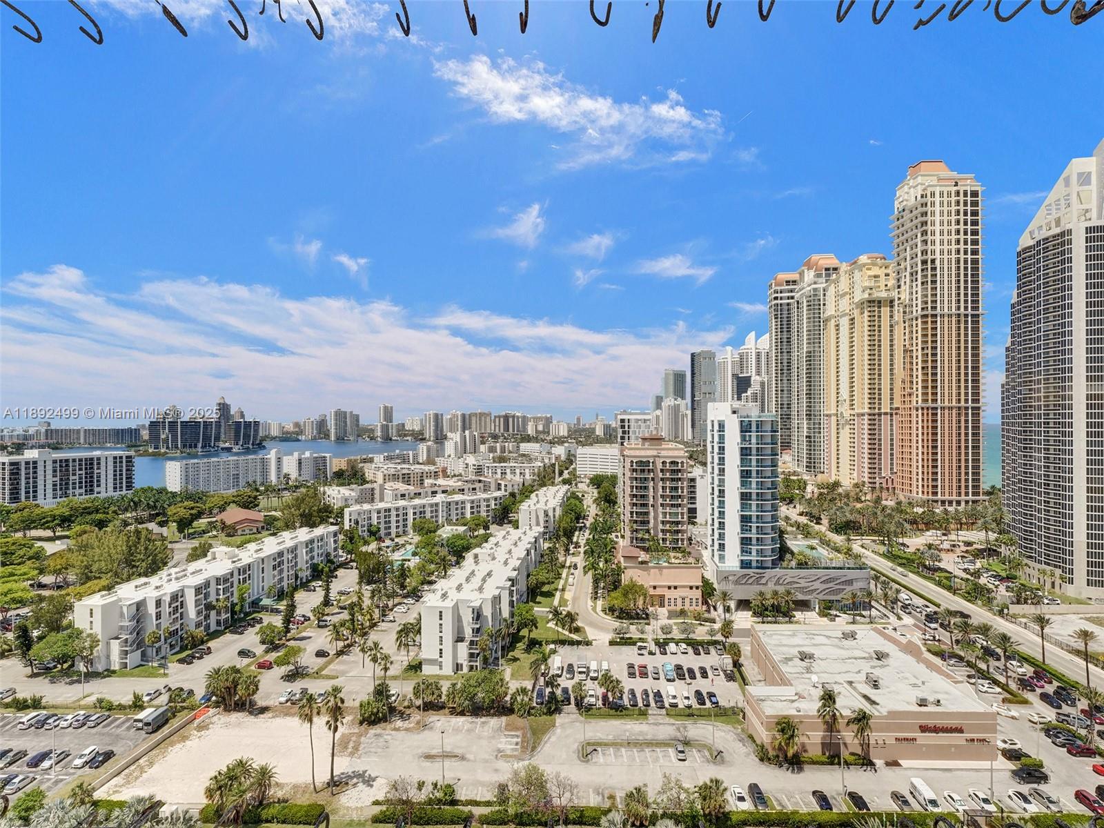 See details 2316 1 / 2 1061 sq. ft. $ 2025-10-08 0 Photo