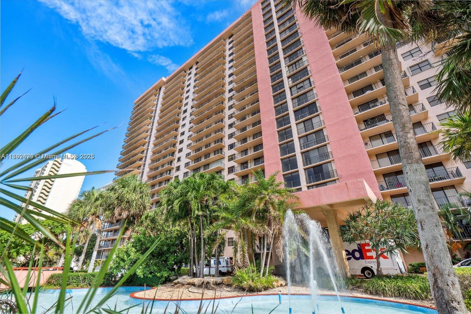 See details 2316 1 / 2 1061 sq. ft. $ 2025-10-08 0 Photo