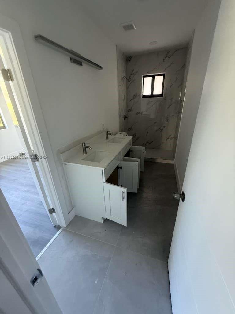 Ver detalles / 0 sq. ft. $ 2025-10-08 0 foto