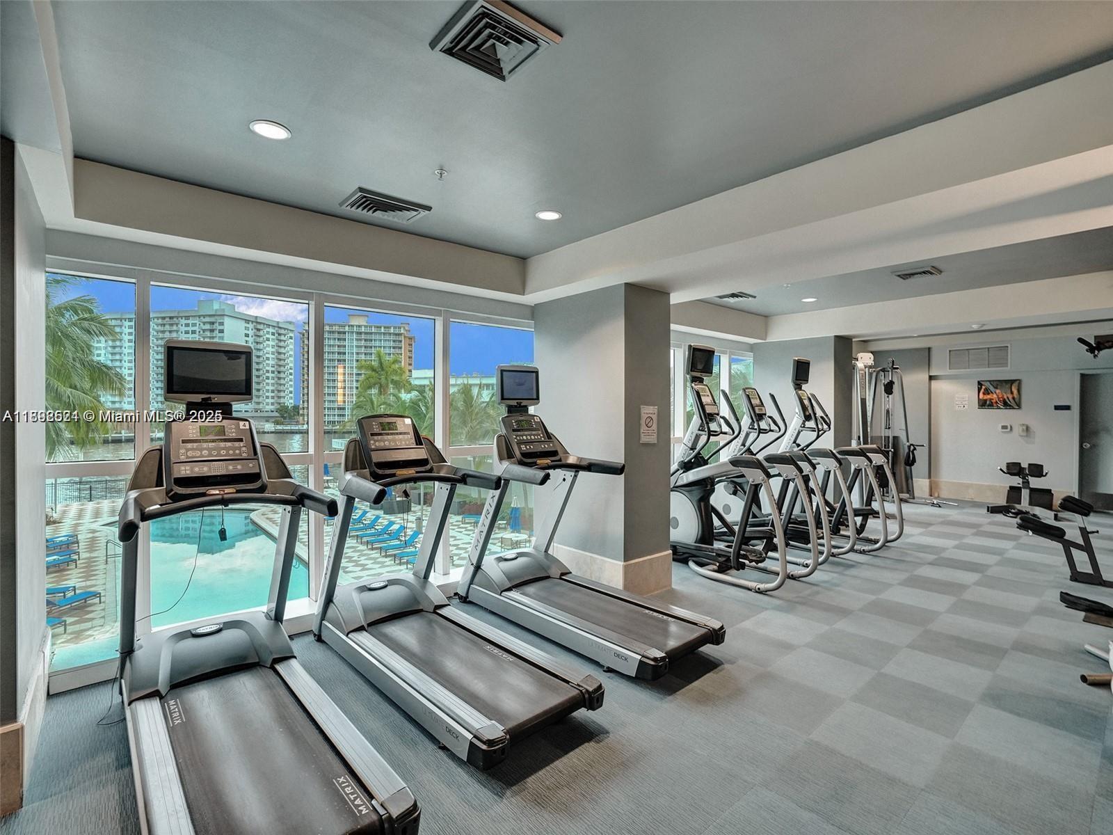 Photo of 1945 Ocean Dr #401, Hallandale Beach, Florida, 33009 -