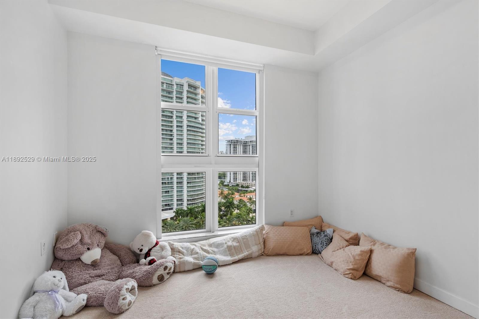 Photo of 20000 Country Club Dr  #PH01, Aventura, Florida, 33180 -