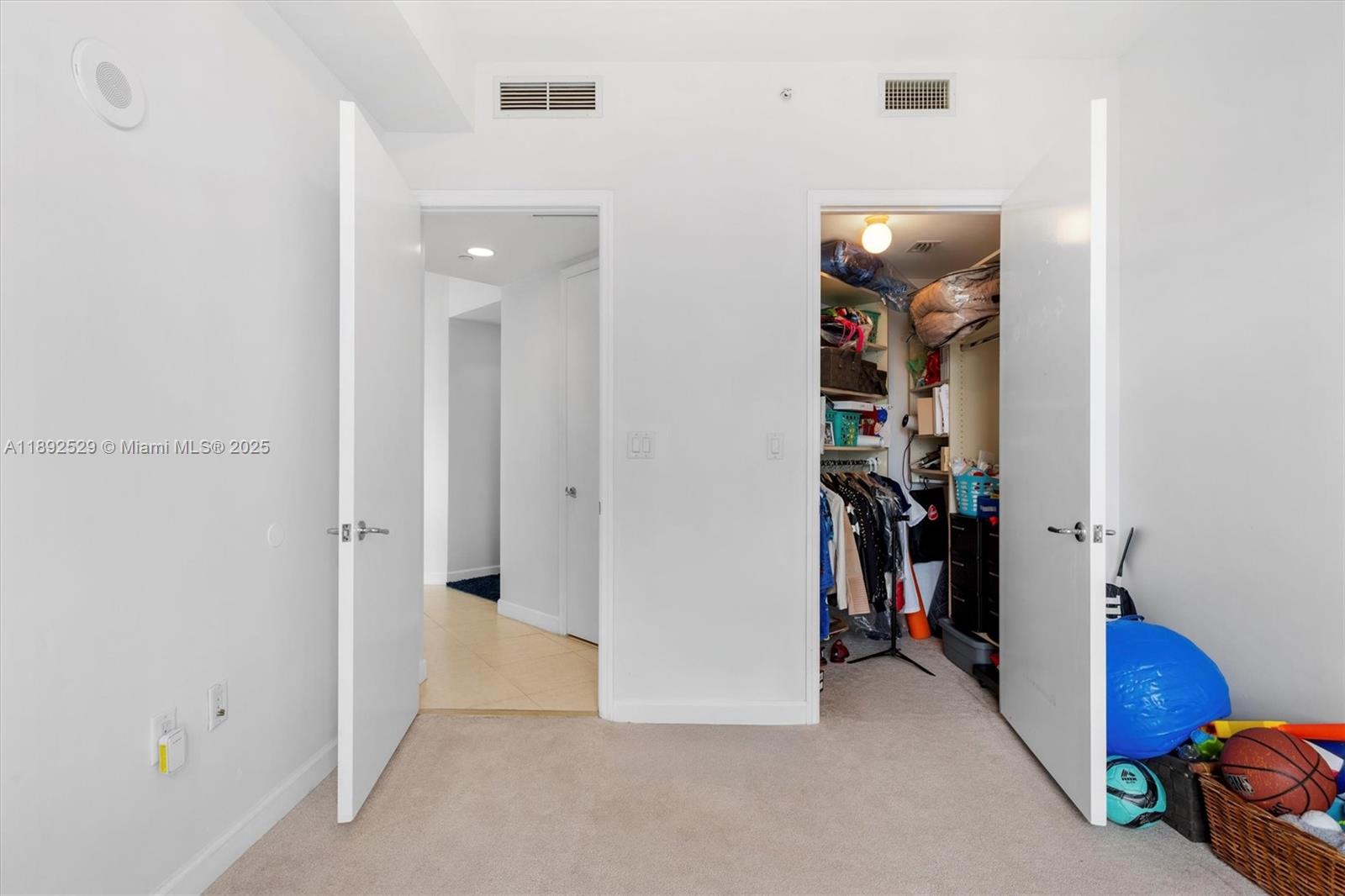 Photo of 20000 Country Club Dr  #PH01, Aventura, Florida, 33180 -