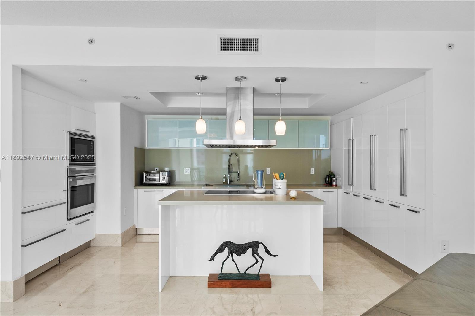 Photo of 200 Sunny Isles Blvd  #2-UPH3, Sunny Isles Beach, Florida, 33160 - 
