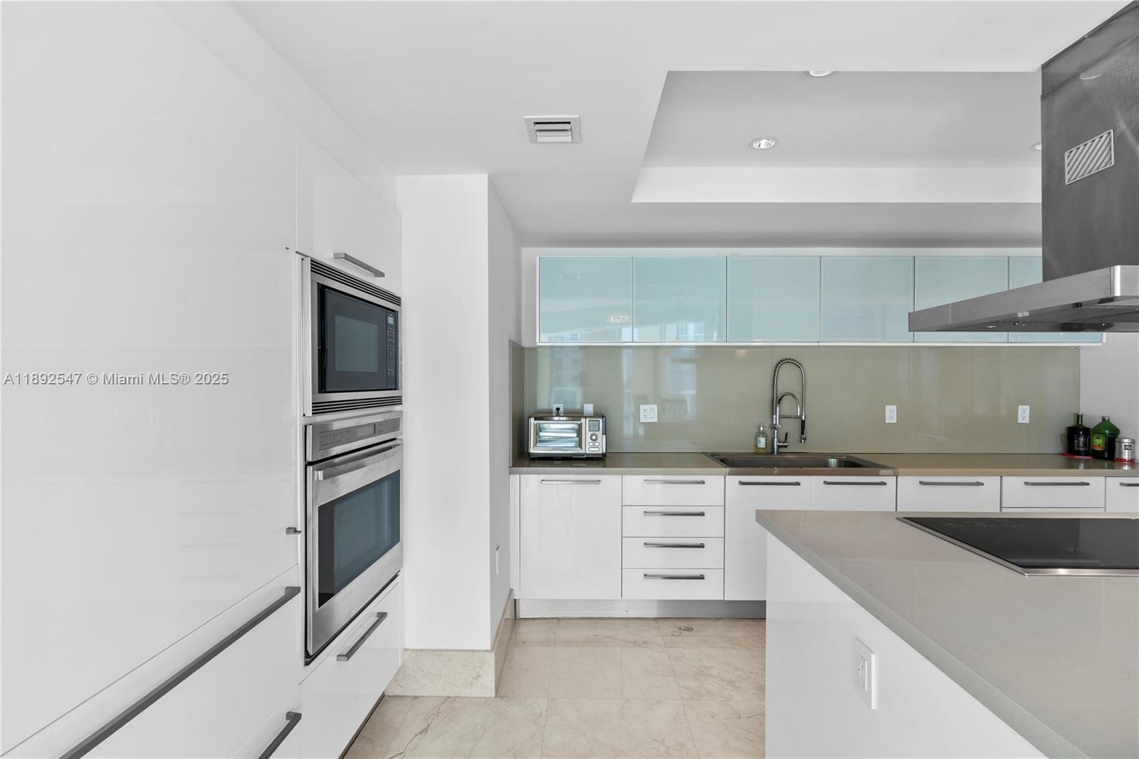Photo of 200 Sunny Isles Blvd  #2-UPH3, Sunny Isles Beach, Florida, 33160 - 