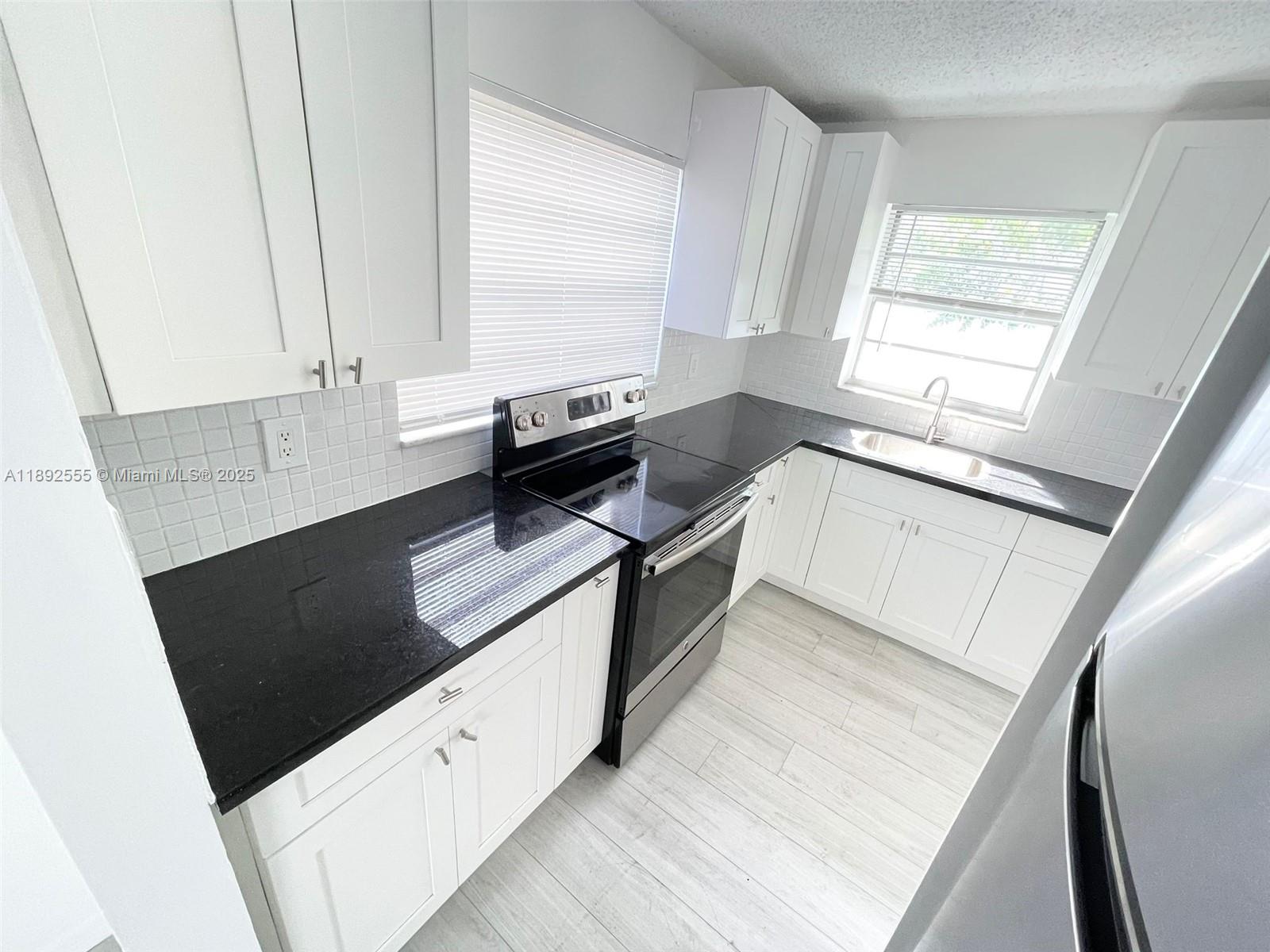 Ver detalles / sq. ft. $ 2025-10-08 0 foto