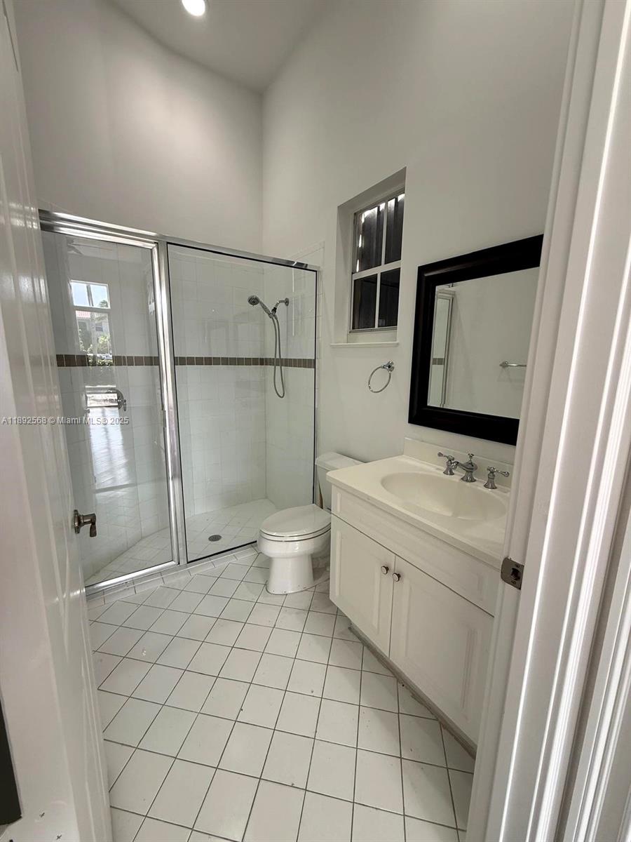 Photo of 996 Sanibel Dr  (996), Hollywood, Florida, 33019 - 