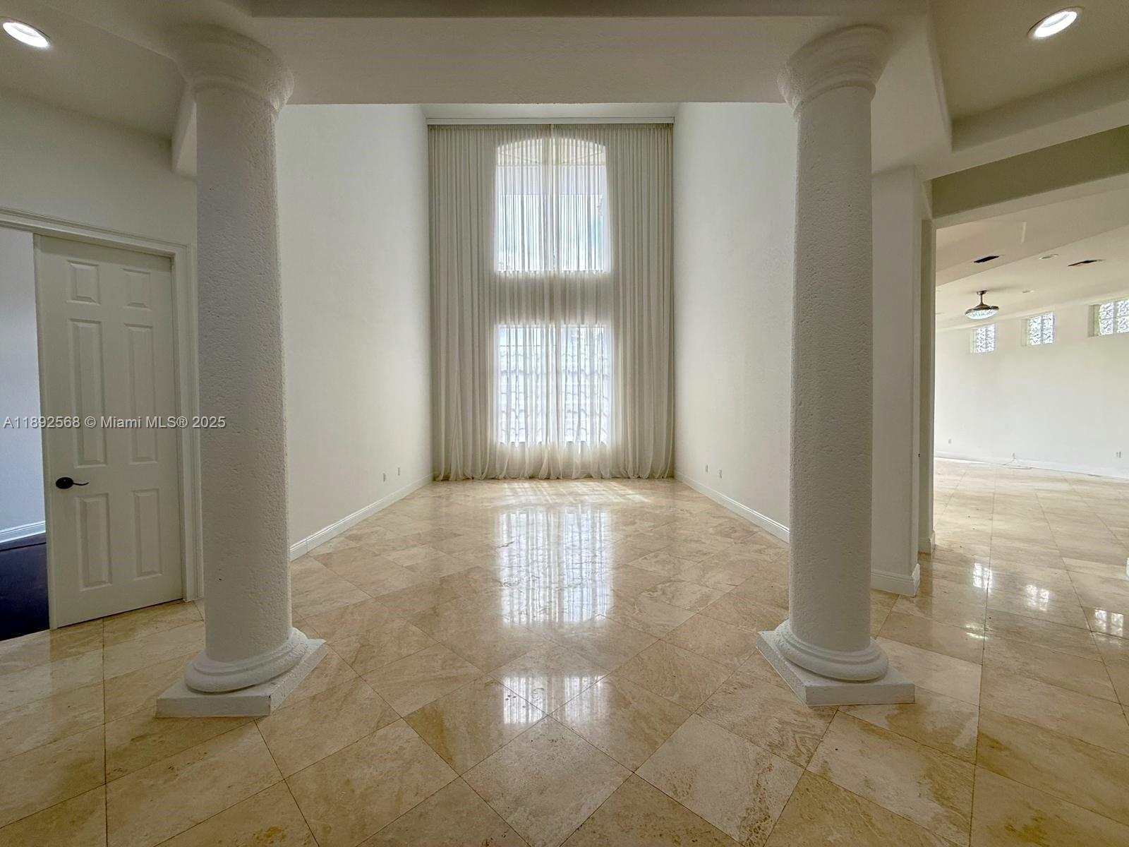 Photo of 996 Sanibel Dr  (996), Hollywood, Florida, 33019 - 