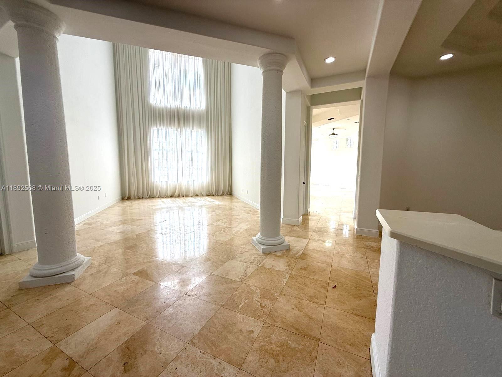 Photo of 996 Sanibel Dr  (996), Hollywood, Florida, 33019 - 
