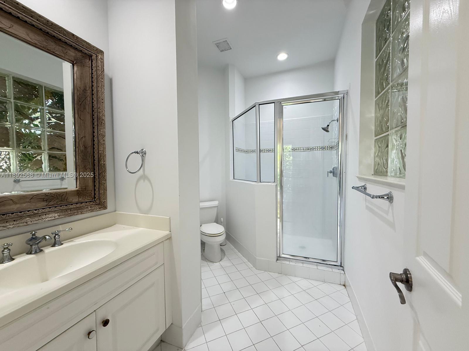 Photo of 996 Sanibel Dr (996), Hollywood, Florida, 33019 -