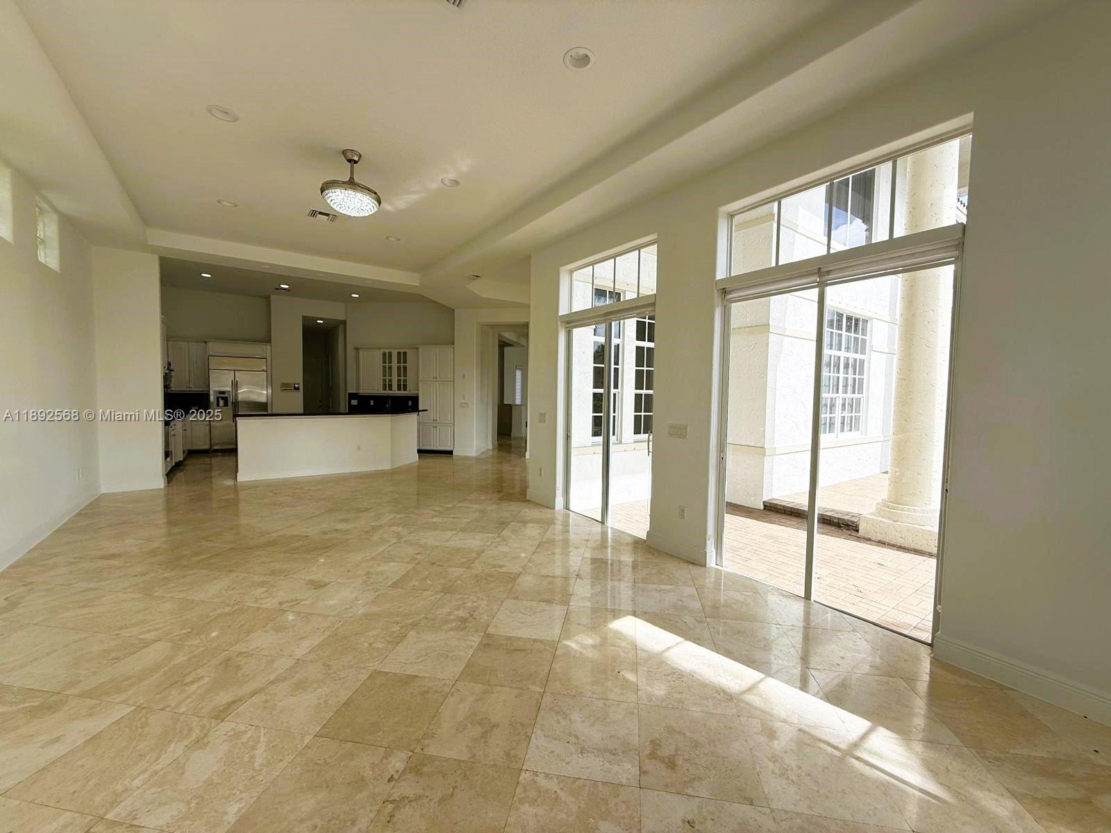 Photo of 996 Sanibel Dr  (996), Hollywood, Florida, 33019 - 