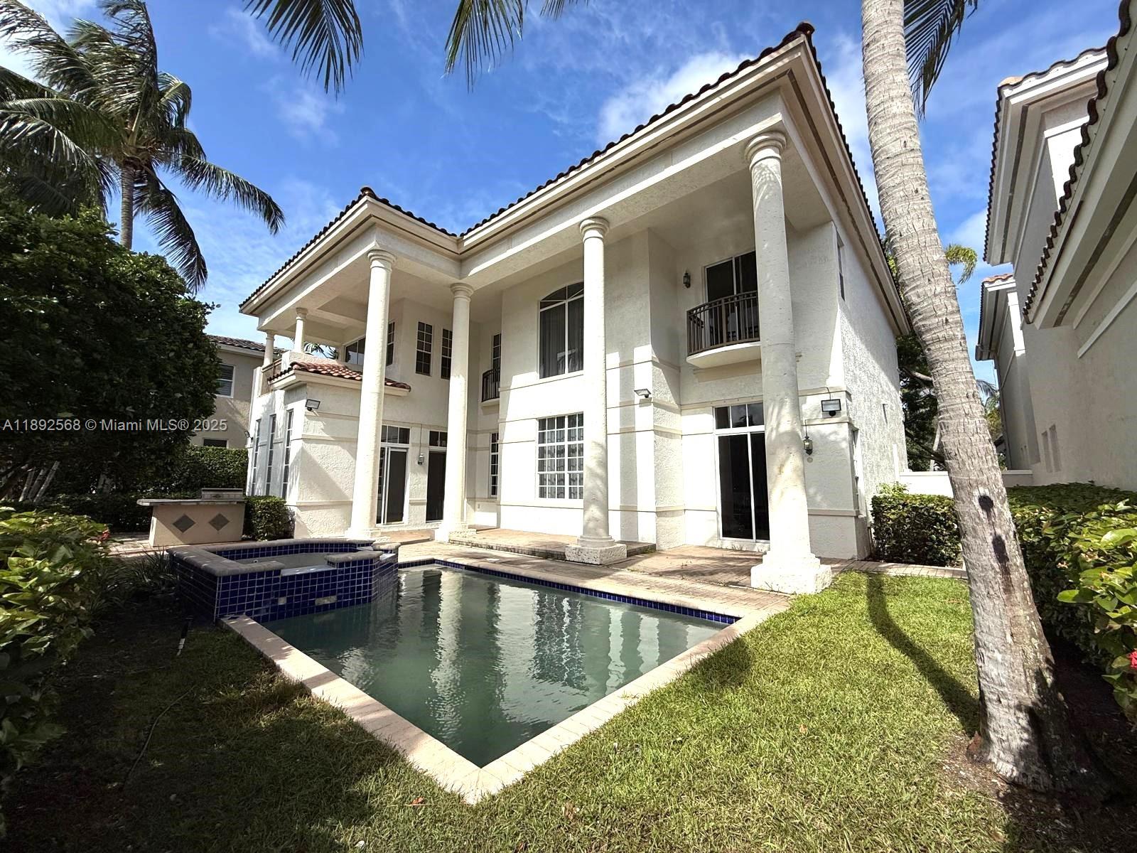 Photo of 996 Sanibel Dr  (996), Hollywood, Florida, 33019 - 