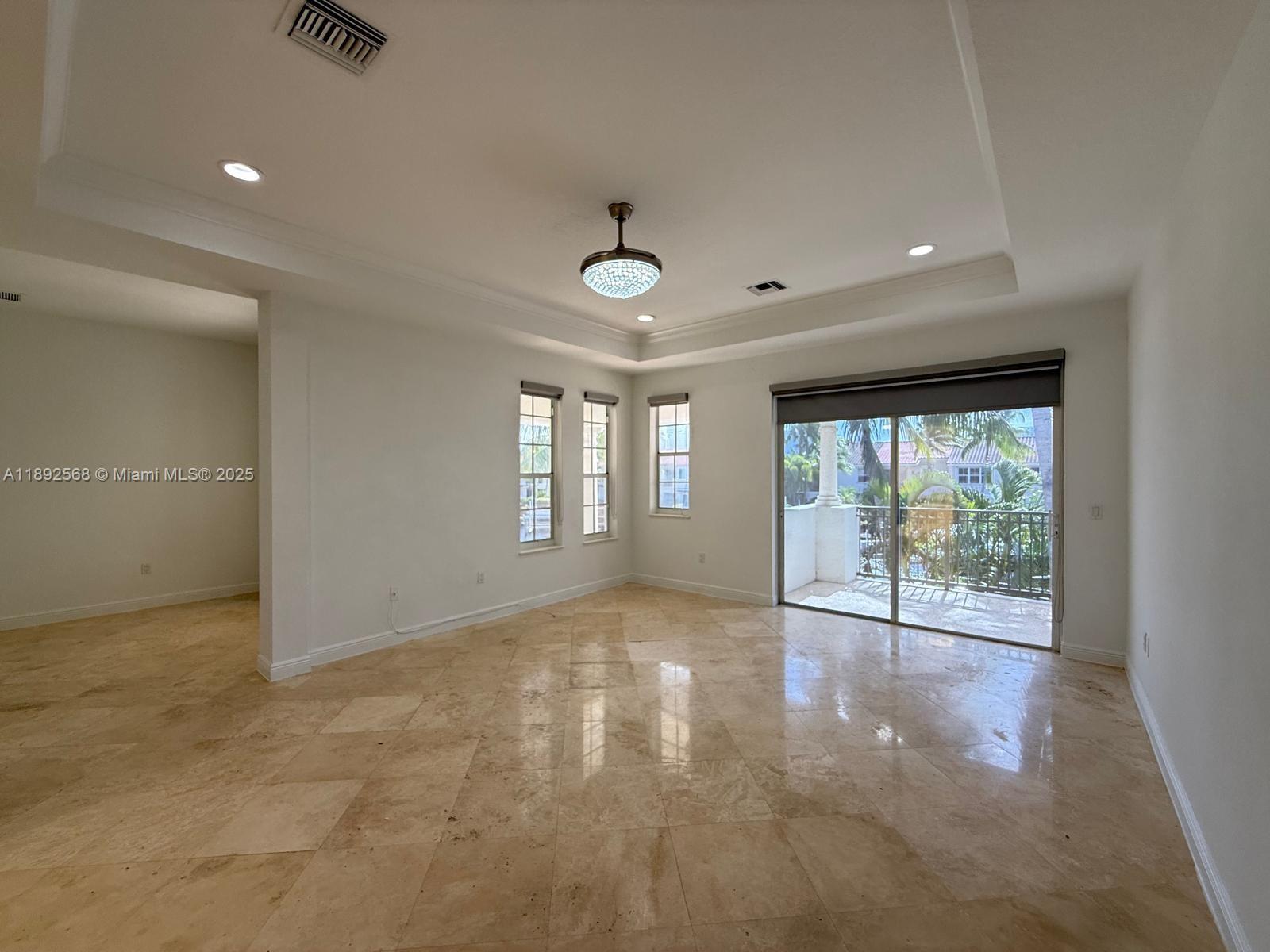 Photo of 996 Sanibel Dr  (996), Hollywood, Florida, 33019 - 