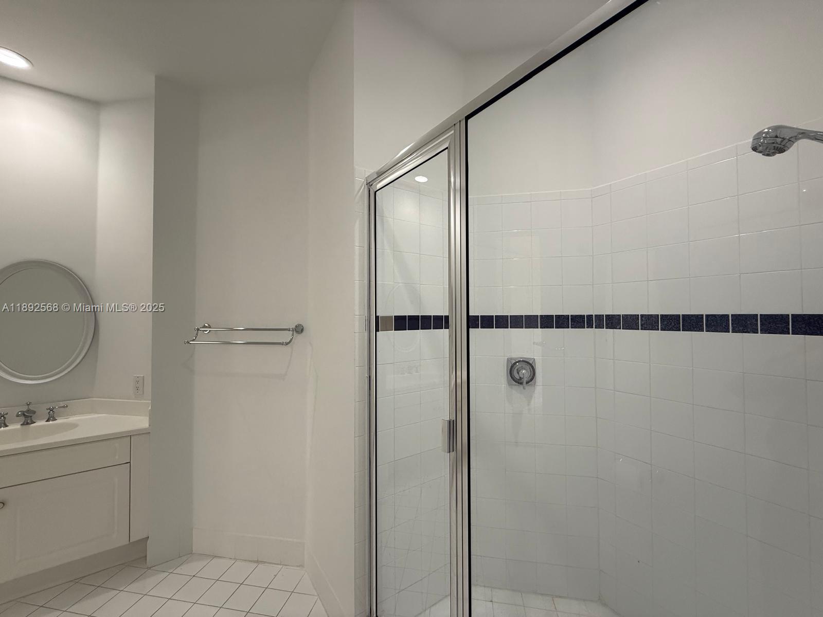 Photo of 996 Sanibel Dr  (996), Hollywood, Florida, 33019 - 
