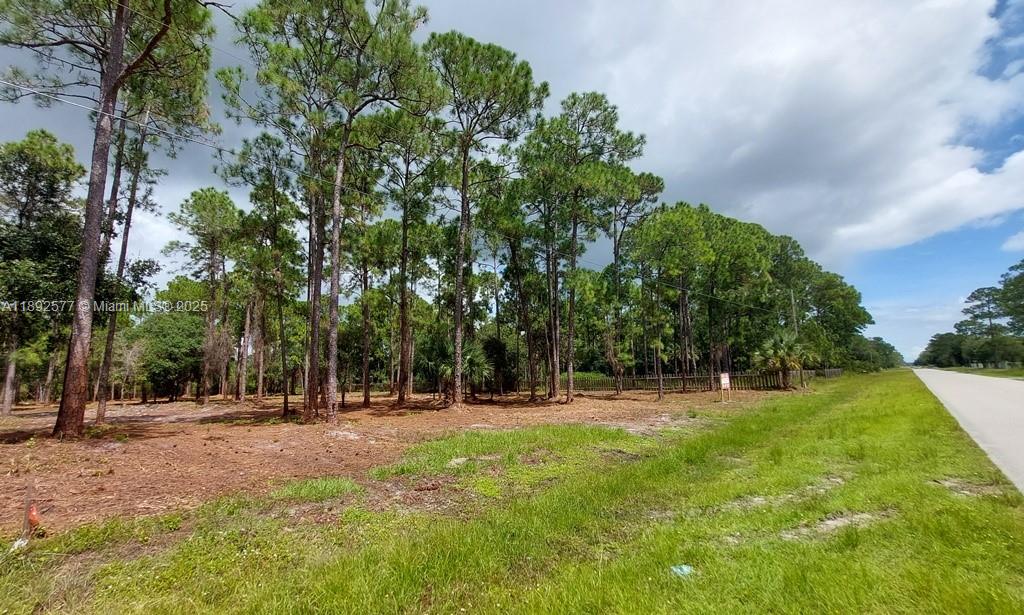 See details / sq. ft. $ 2025-10-08 0 Photo