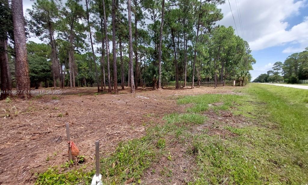 See details / sq. ft. $ 2025-10-08 0 Photo