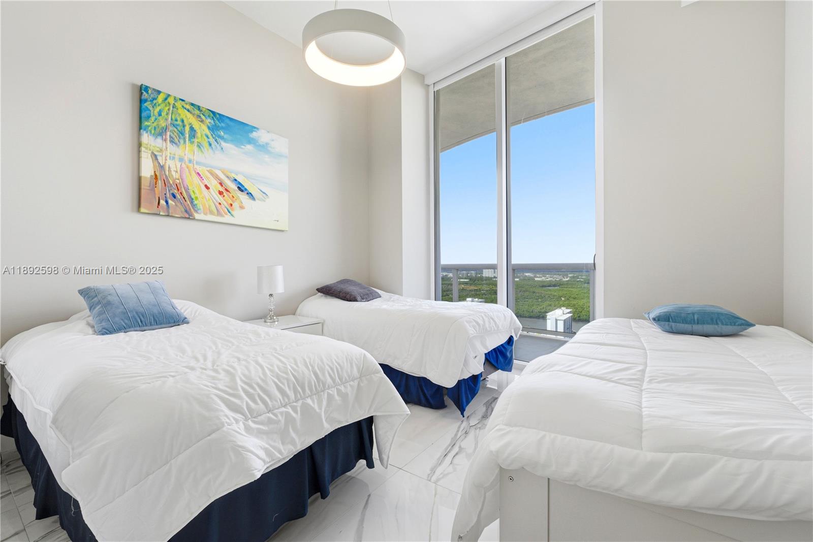 See details 3705 2 / 2 1435 sq. ft. $ 2025-10-08 0 Photo