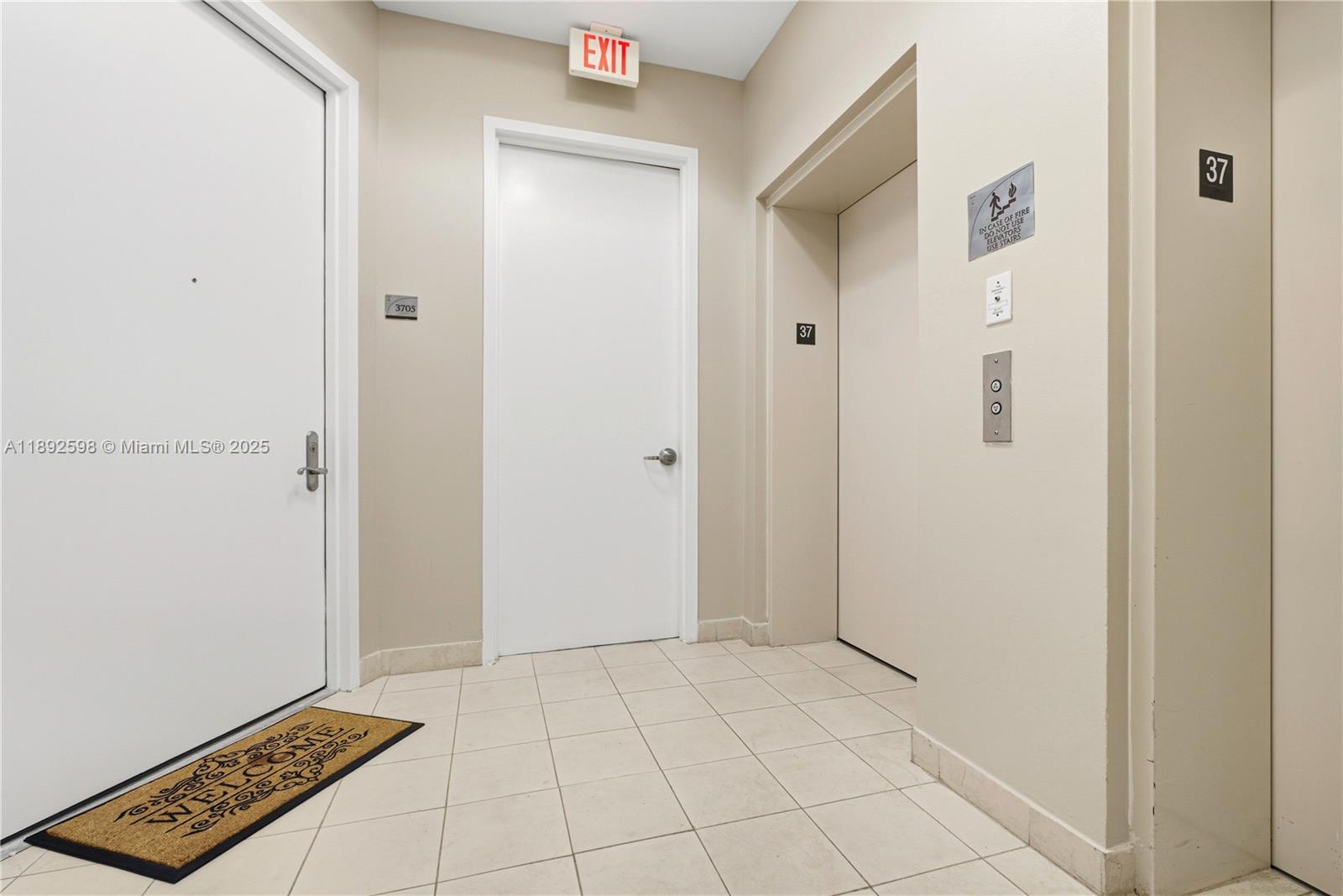 See details 3705 2 / 2 1435 sq. ft. $ 2025-10-08 0 Photo