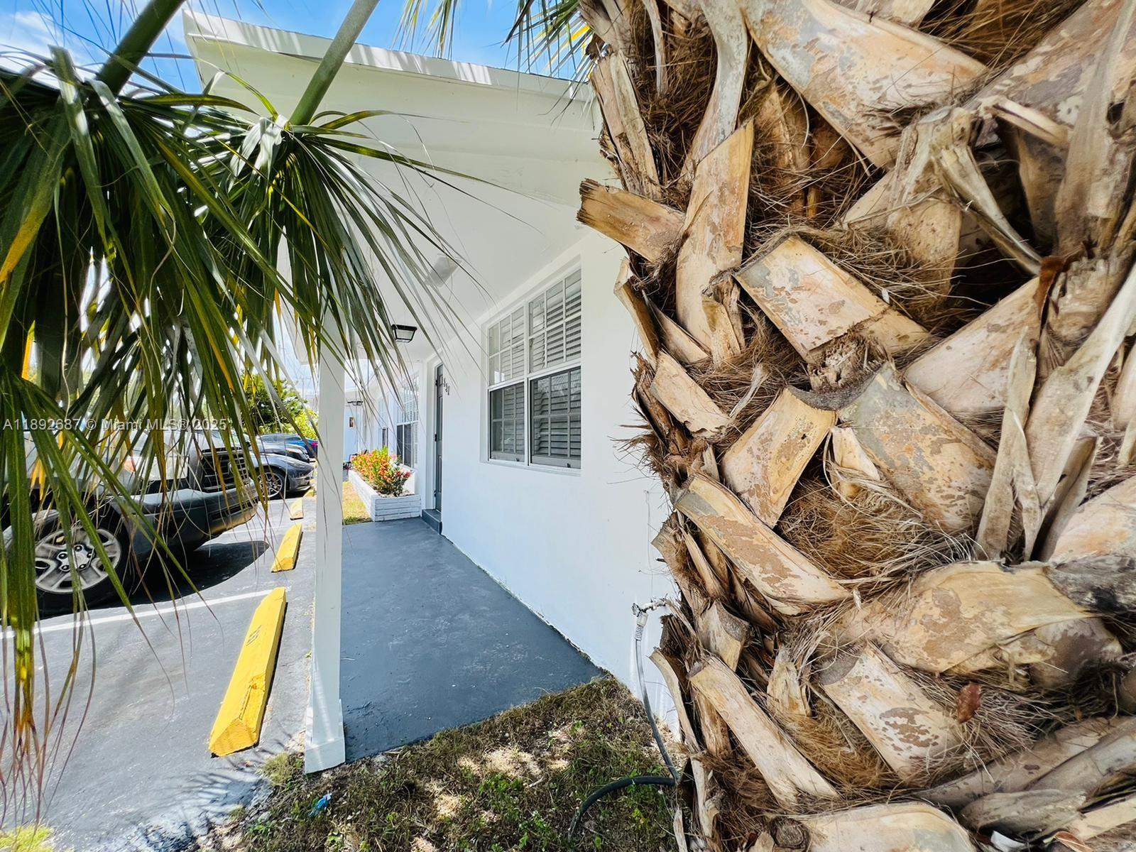 See details / 2632 sq. ft. $ 2025-10-08 0 Photo