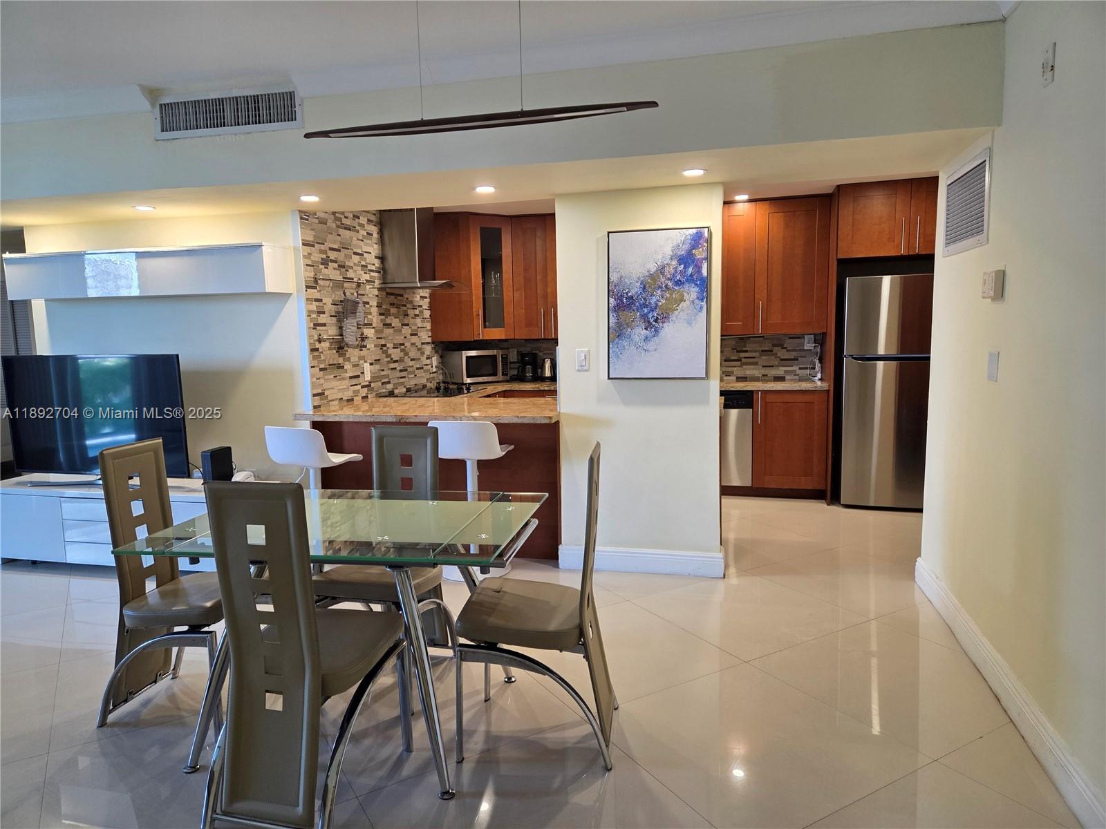 Photo of 3901 Ocean Dr  #8S, Hollywood, Florida, 33019 -