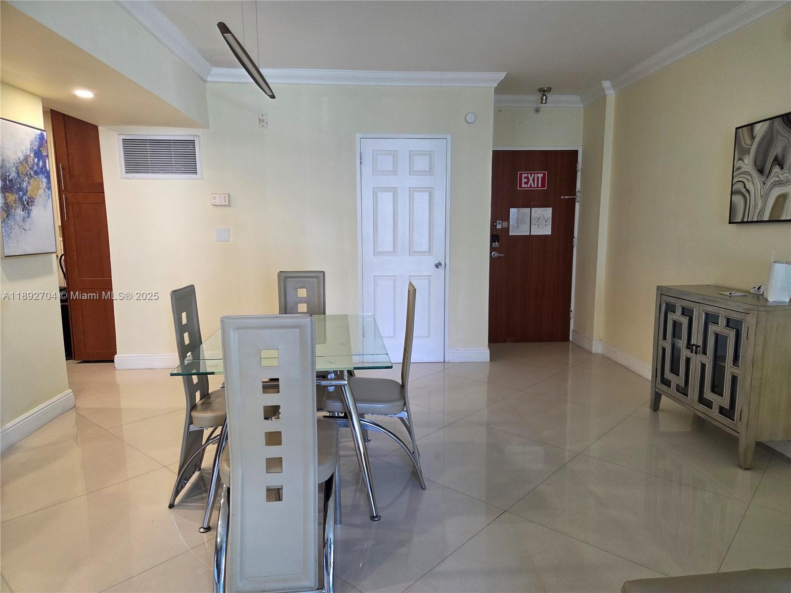 Photo of 3901 Ocean Dr  #8S, Hollywood, Florida, 33019 -