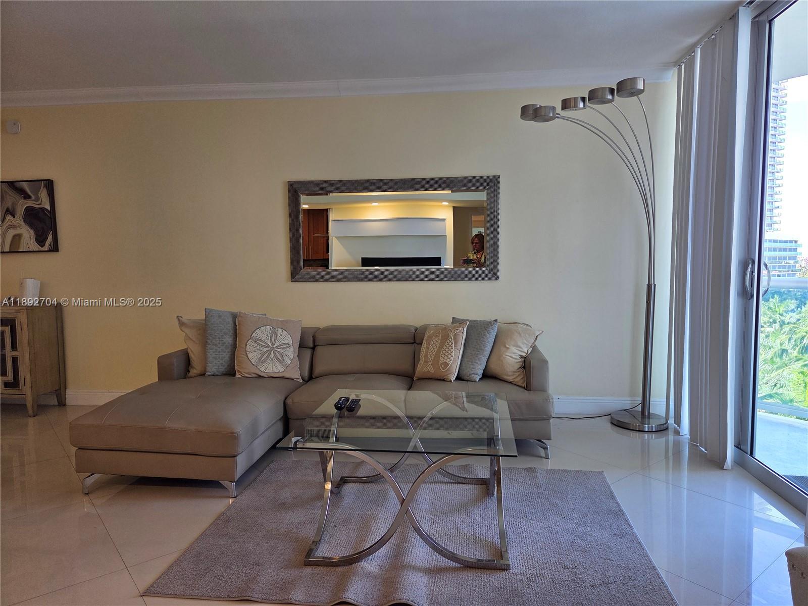 Photo of 3901 Ocean Dr  #8S, Hollywood, Florida, 33019 -