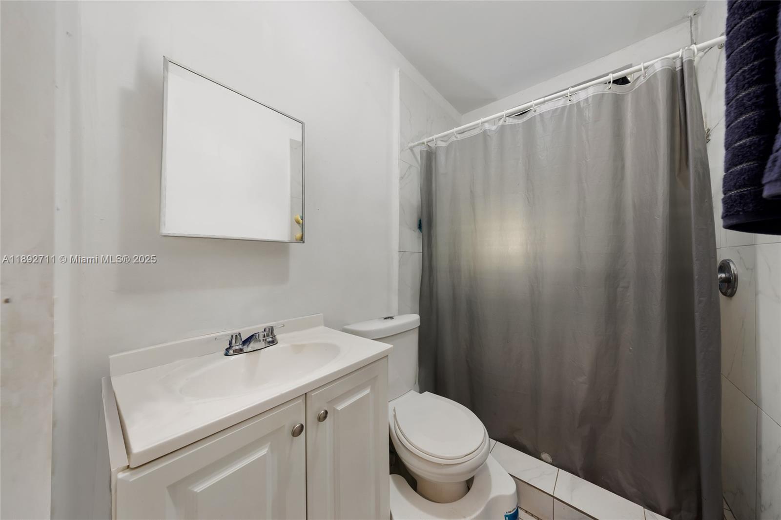 Ver detalles / sq. ft. $ 2025-10-08 0 foto