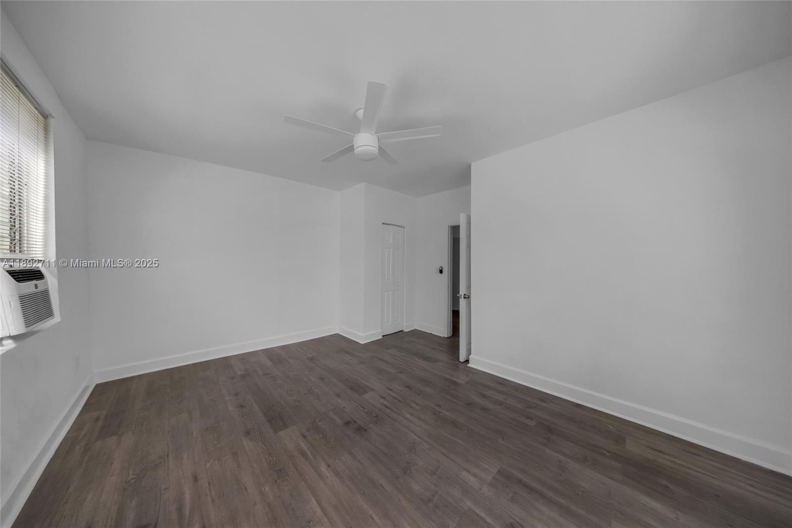 Ver detalles / sq. ft. $ 2025-10-08 0 foto