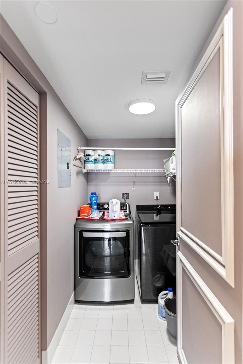Photo of 3598 Yacht Club Dr #1004, Aventura, Florida, 33180 -