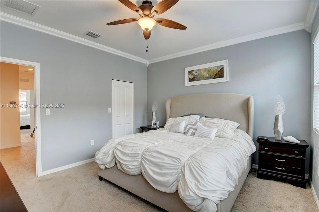 1071 3 / 3 1420 sq. ft. $ 2025-10-08 0 foto