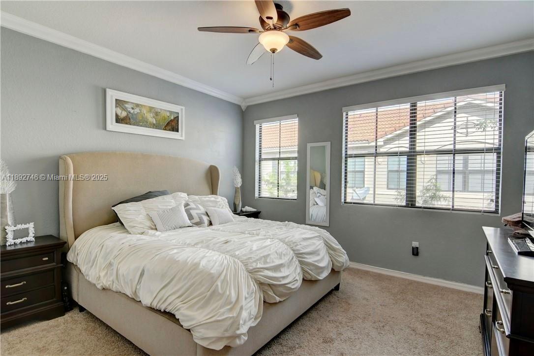 1071 3 / 3 1420 sq. ft. $ 2025-10-08 0 foto