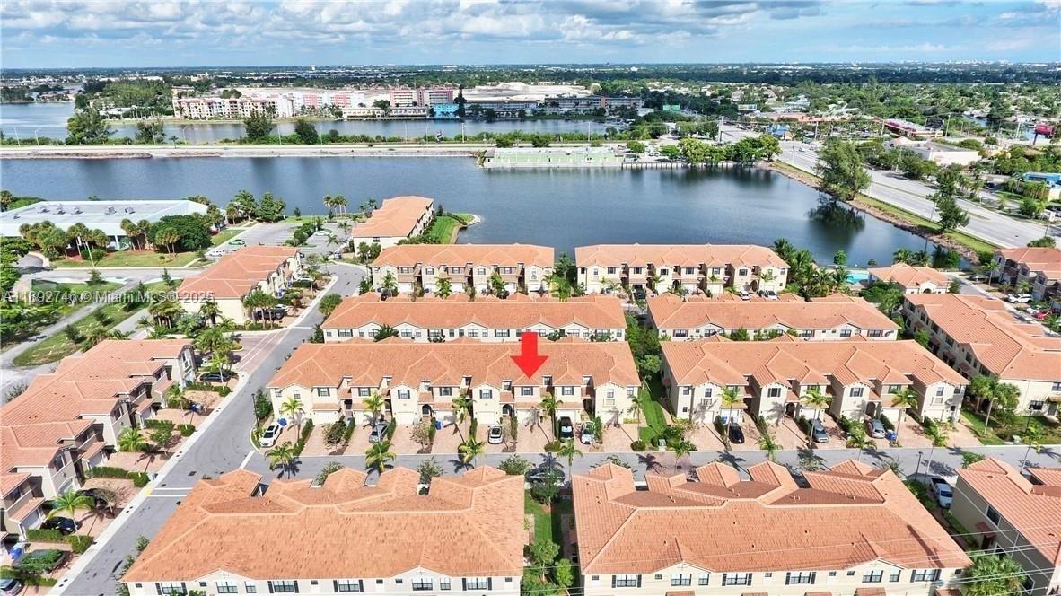 1071 3 / 3 1420 sq. ft. $ 2025-10-08 0 foto
