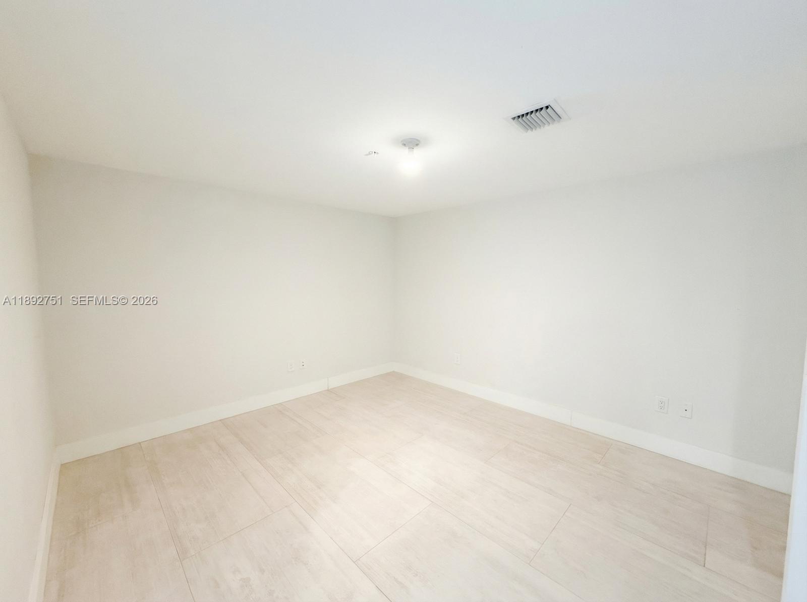 Photo of 400 Sunny Isles Blvd  #1621, Sunny Isles Beach, Florida, 33160 - 