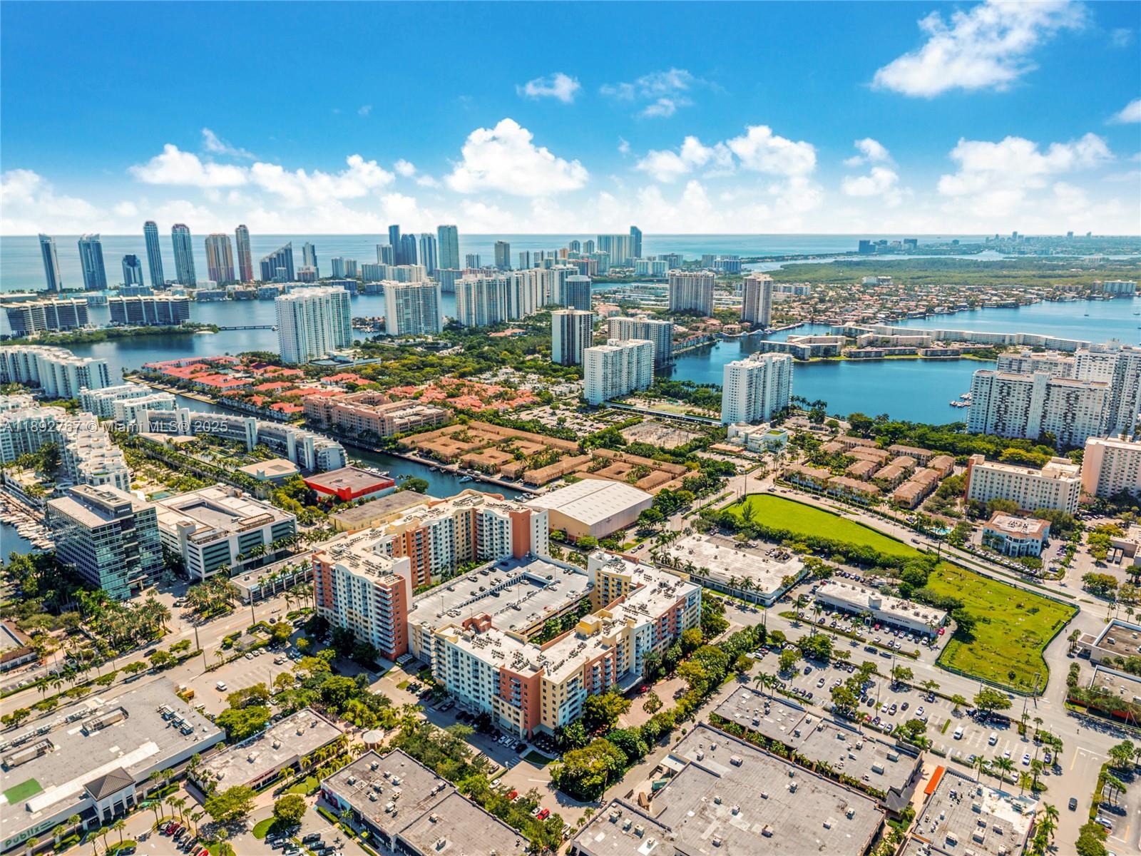Photo of 2775 187th St  #309, Aventura, Florida, 33180 - 