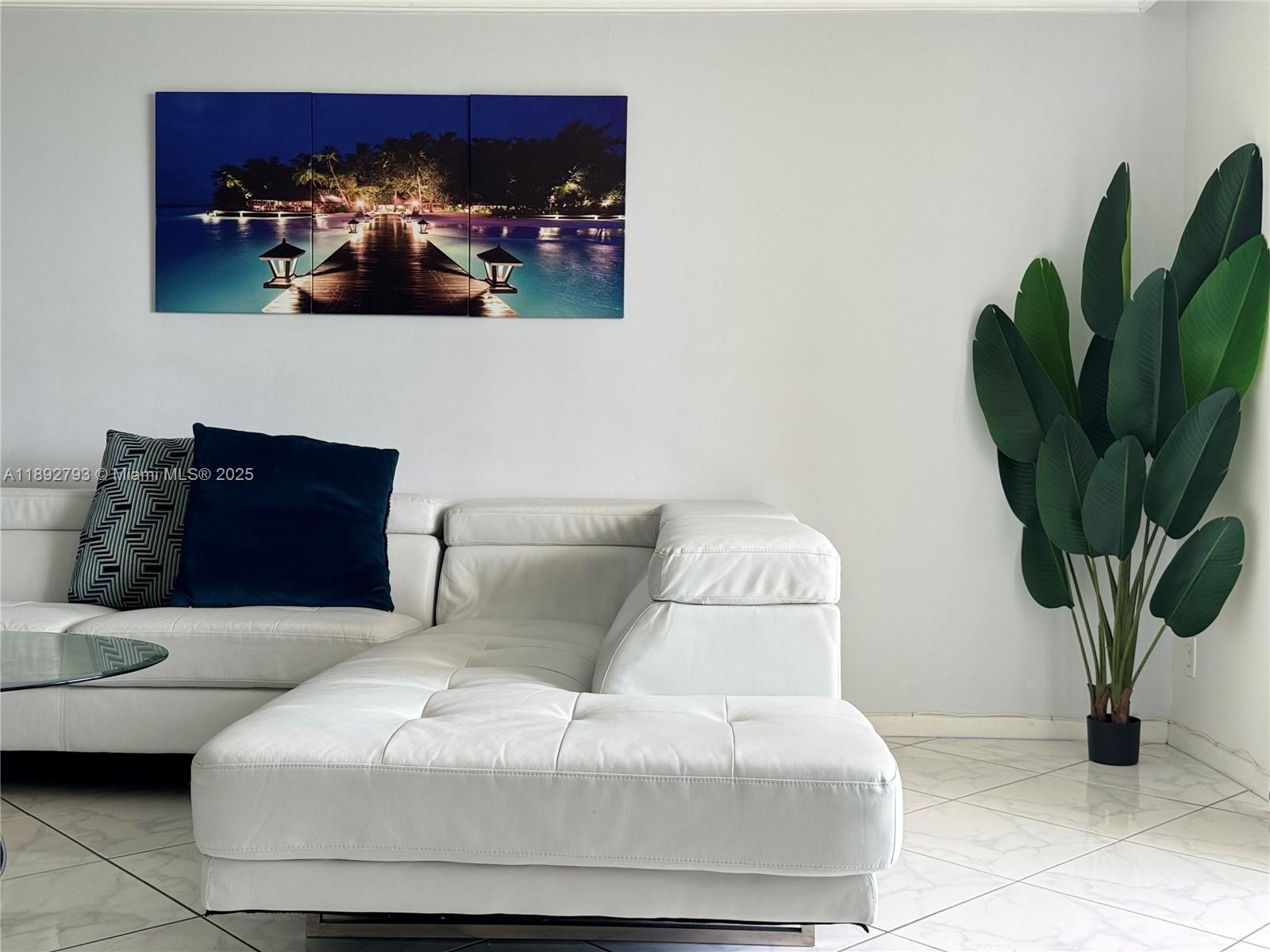 Photo of 3800 Ocean Dr  #410, Hollywood, Florida, 33019 - 
