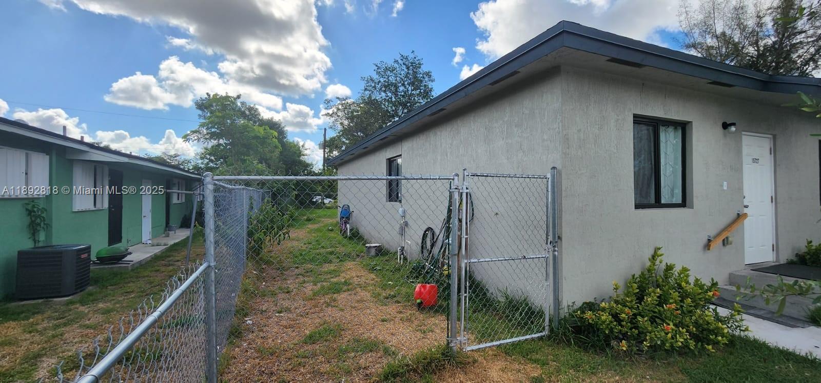 See details / 2288 sq. ft. $ 2025-10-09 0 Photo