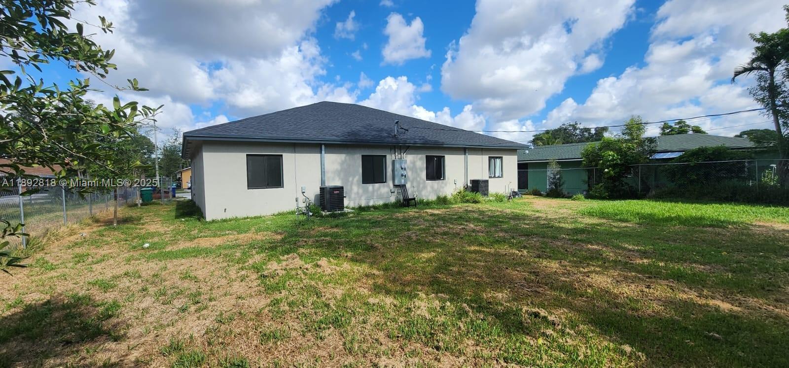 See details / 2288 sq. ft. $ 2025-10-09 0 Photo