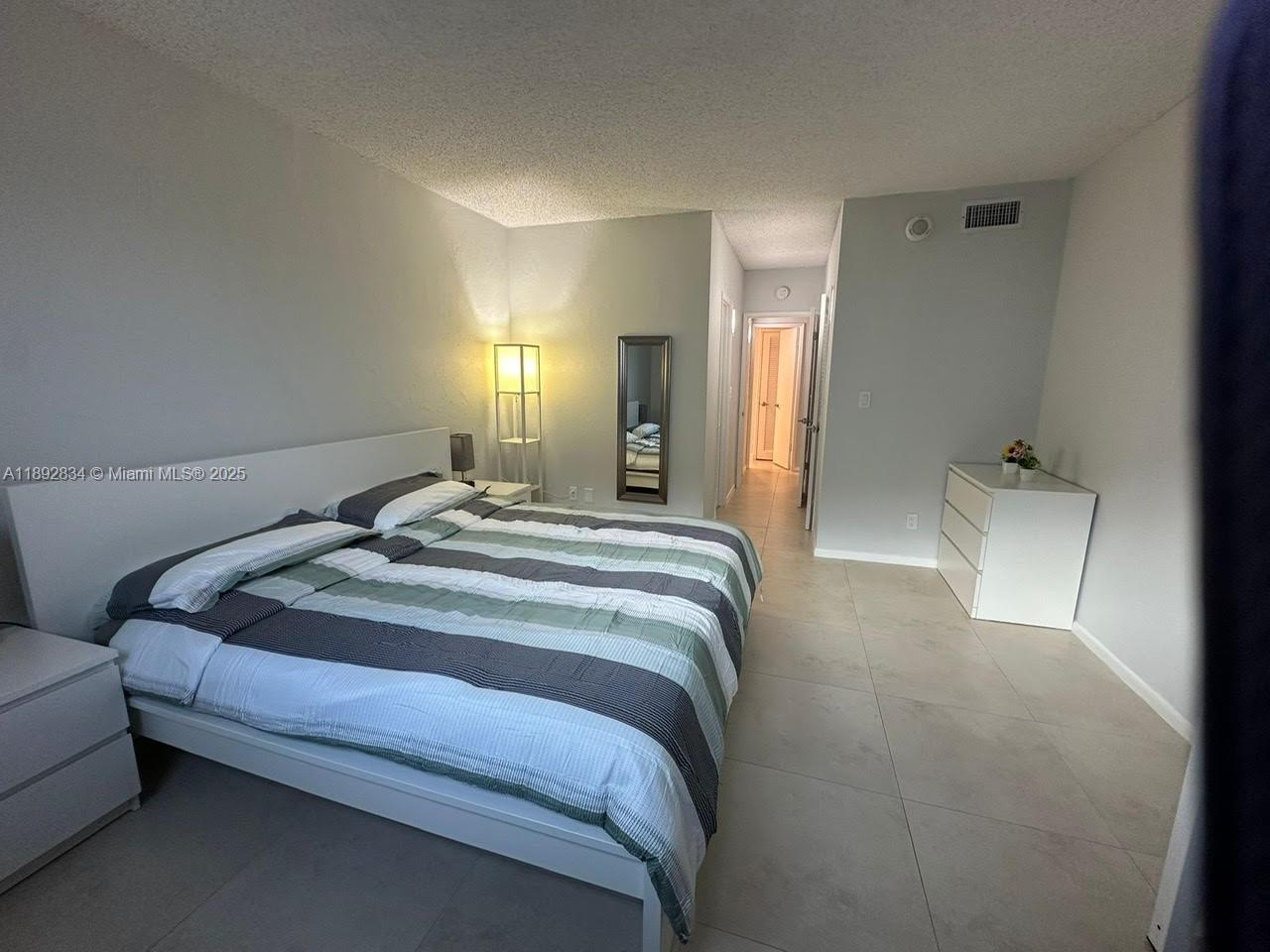 Photo of 19380 Collins Ave  #511, Sunny Isles Beach, Florida, 33160 - 